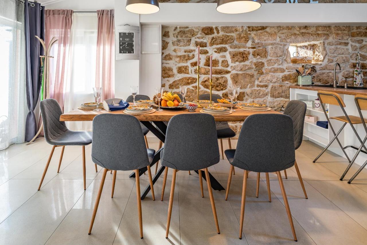Holiday Home - Villa Thorak Anić Dış mekan fotoğraf