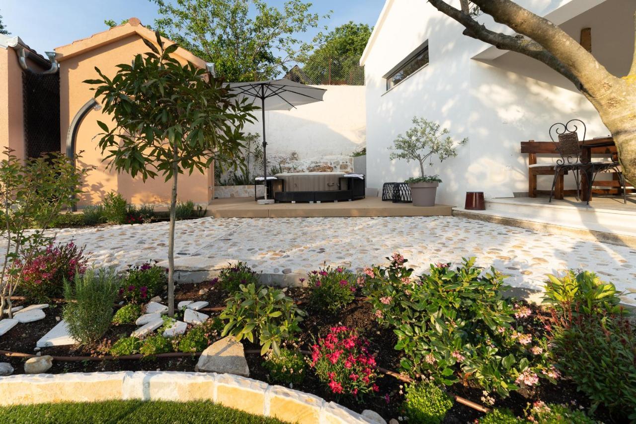 Holiday Home - Villa Thorak Anić Dış mekan fotoğraf
